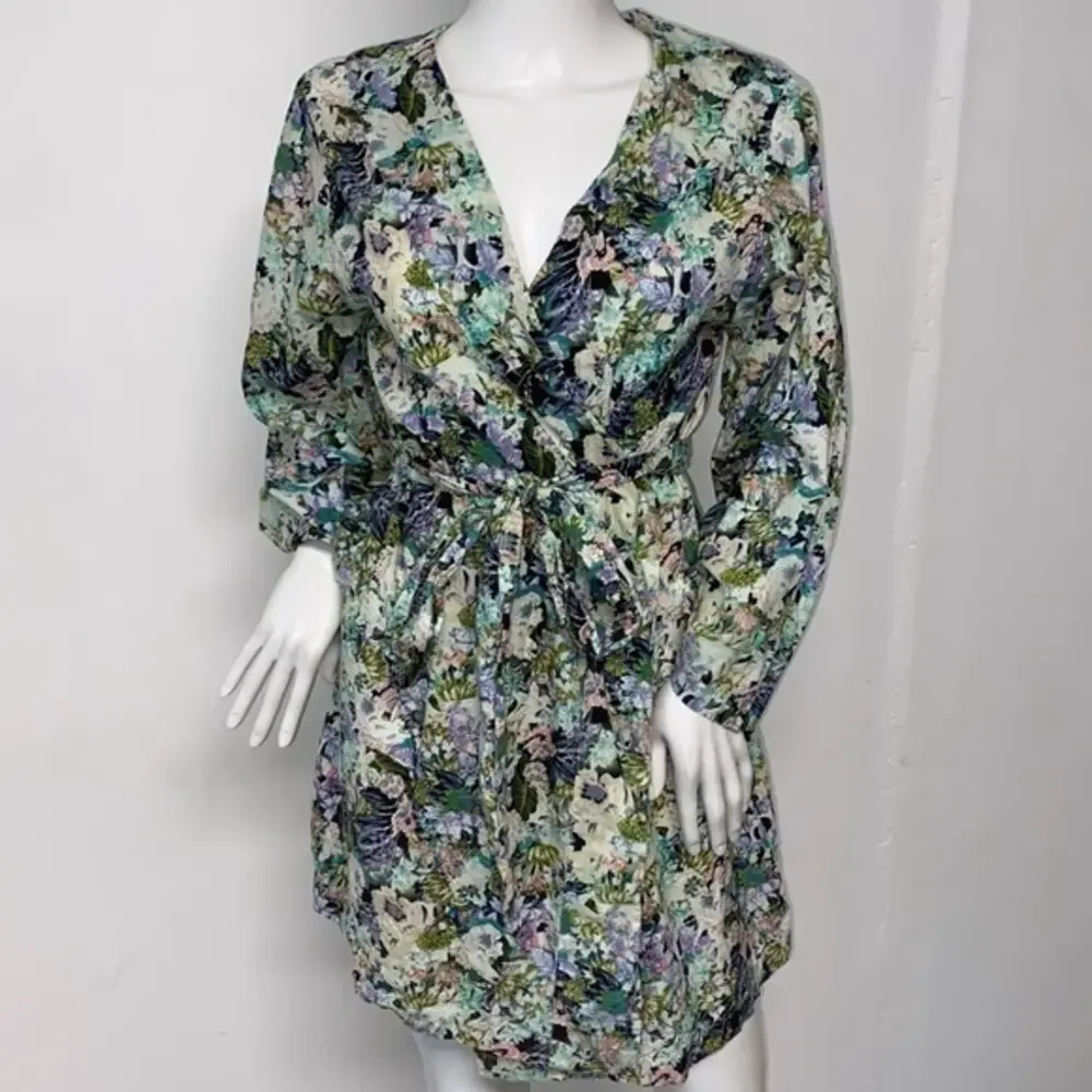 Plum Pretty Sugar‎ Floral Bridal Kimono Robe